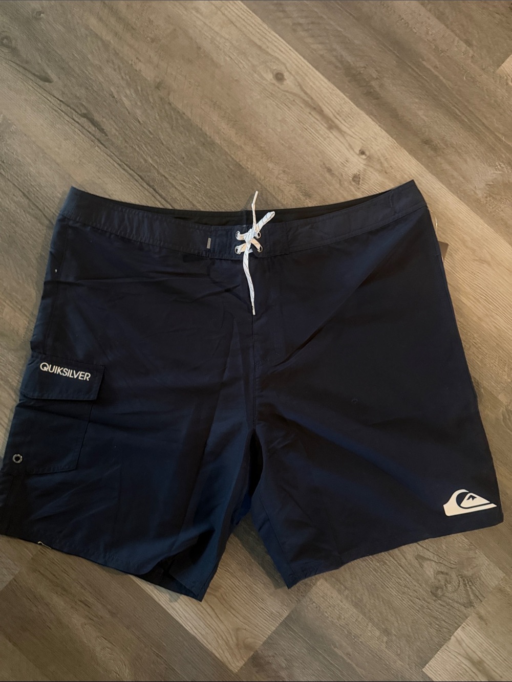 Quiksilver Men’s Navy Board Shorts with White Drawstring